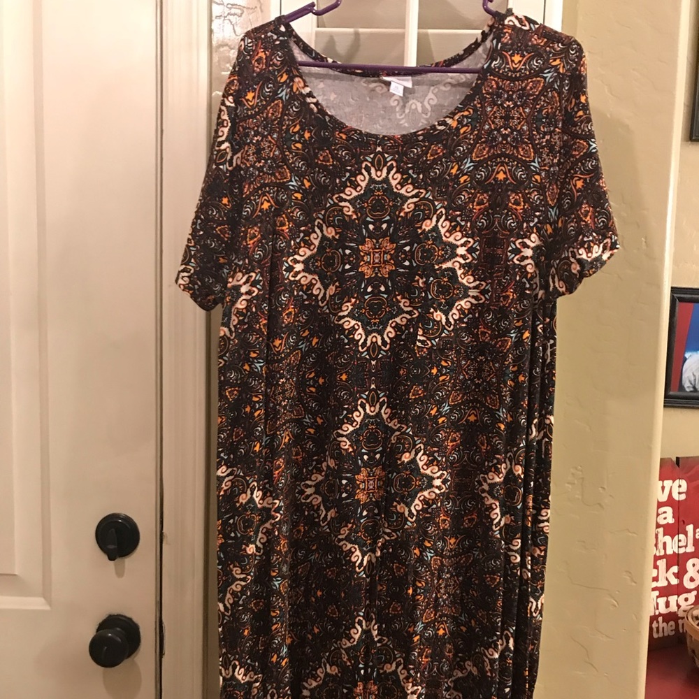 LuLaRoe Carly
